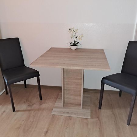 Studio Apartments Maslinik Krk Town Eksteriør billede