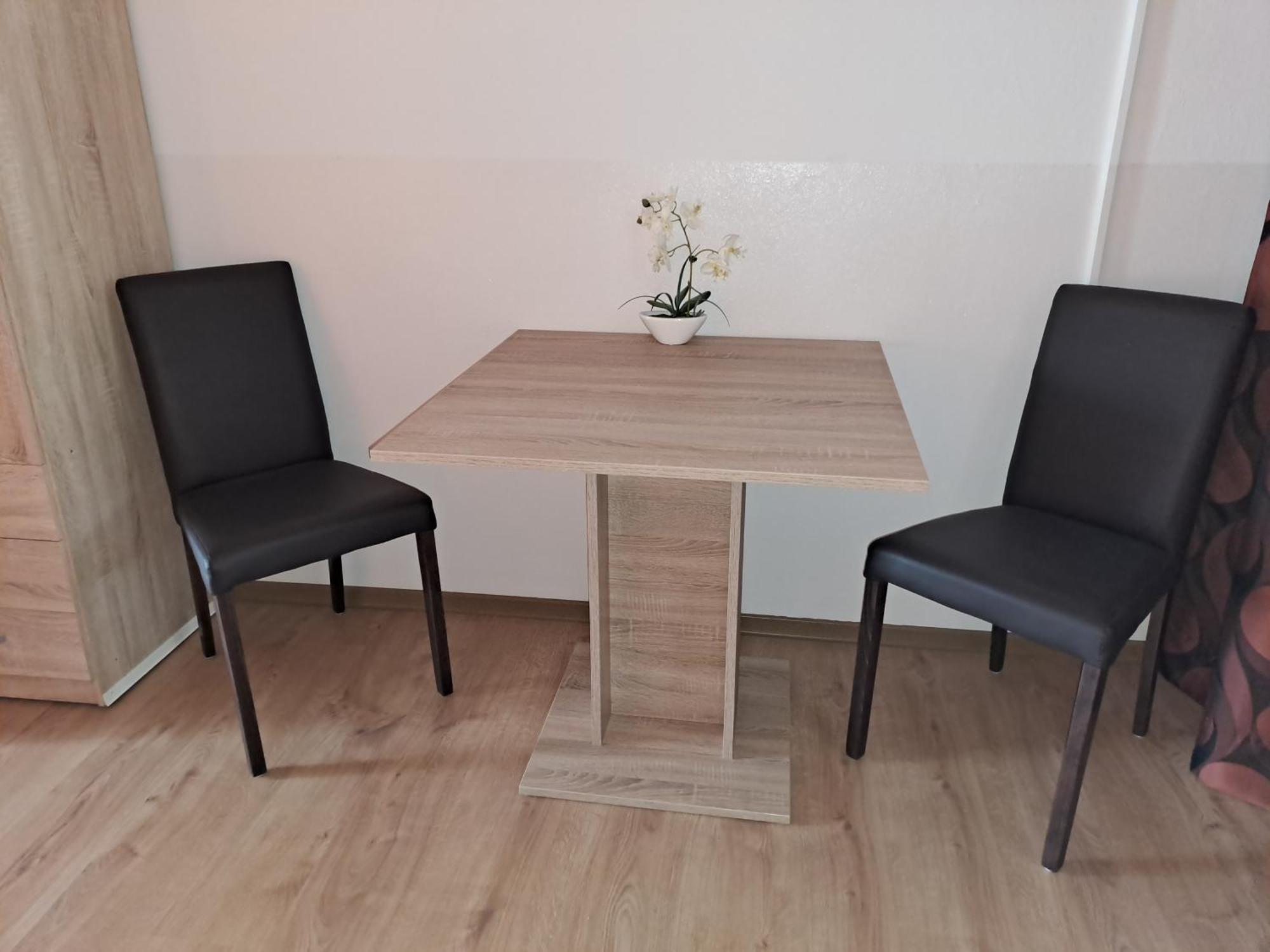 Studio Apartments Maslinik Krk Town Eksteriør billede