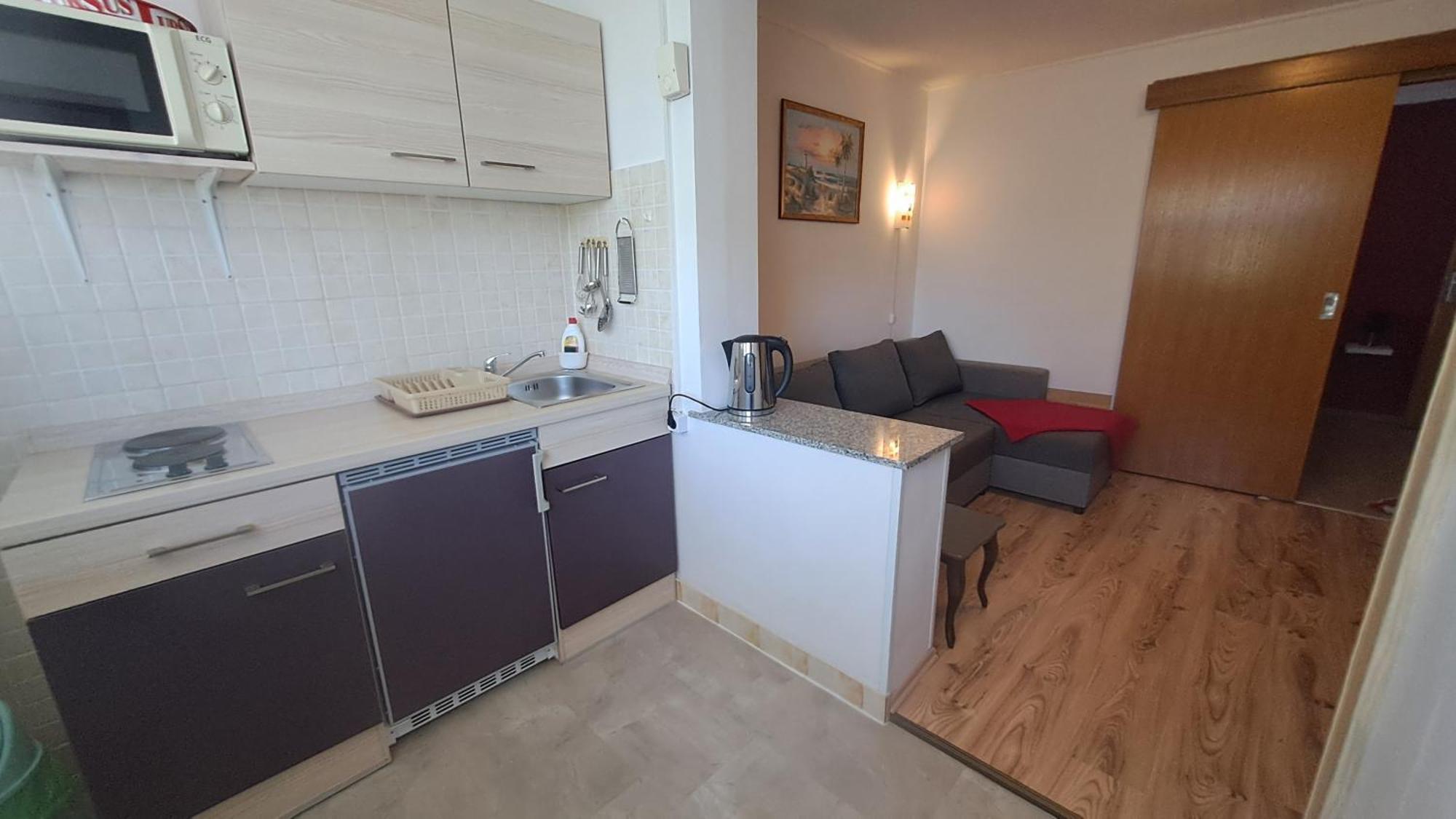 Studio Apartments Maslinik Krk Town Eksteriør billede